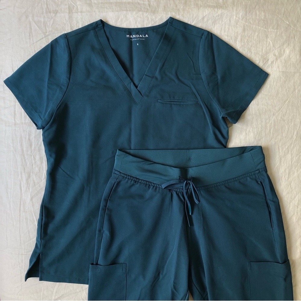 Mandala Caribbean Blue Scrub Set Small Petite